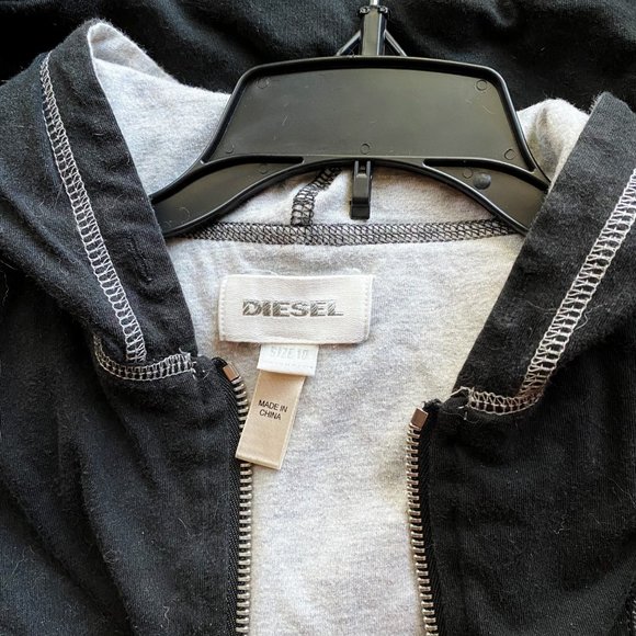 Boy's Sz 10 Diesel Black/Gray Zipper Hooded Jacket - Picture 4 of 4